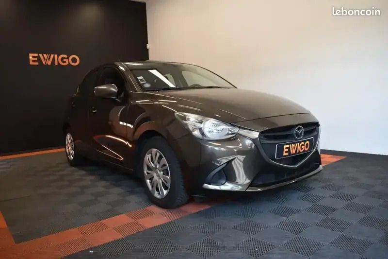 Utilisé 2015 Mazda 2 Berline | 10 490 € (Prix juste) - Image 1/4
