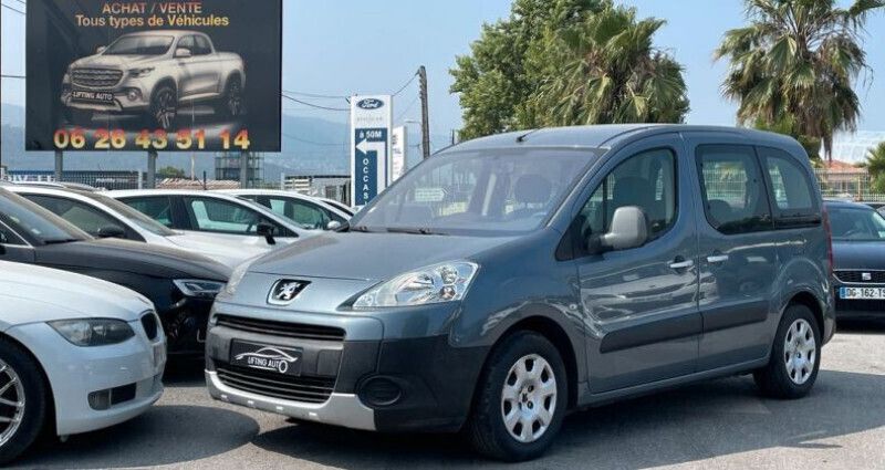 Utilisé 2009 Peugeot Partner Tepee Monospace | 6 990 € - Image 1/4