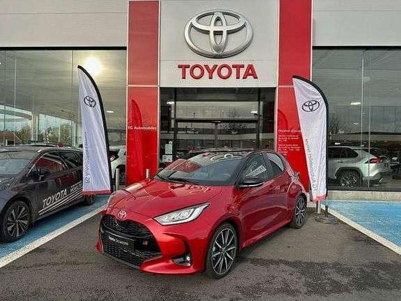 Utilisé 2025 Toyota Yaris Hybrid Sport Berline | 27 490 € (Prix assez cher) - Image 1/1