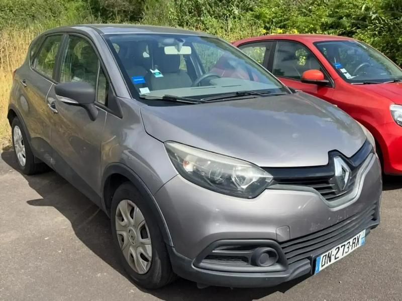Utilisé 2015 Renault Captur Business SUV | 8 990 € (Prix cher) - Image 1/4