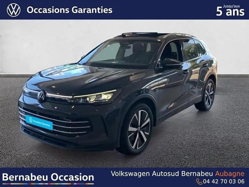 Gris Utilisé 2025 VW Tiguan Elegance SUV | 48 890 € - Image 1/4