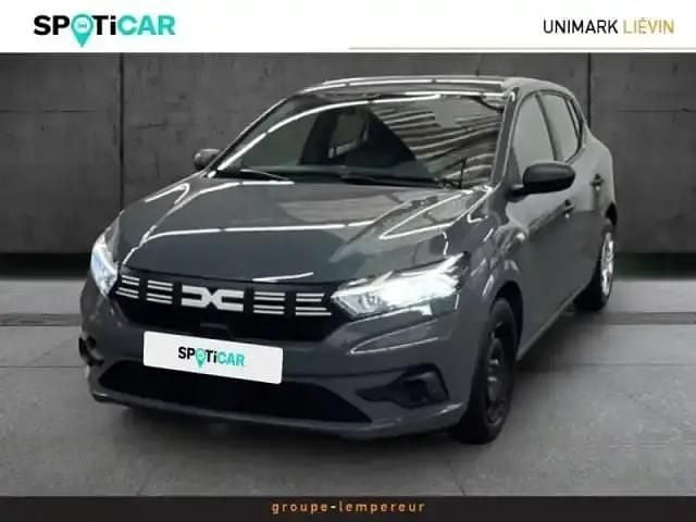 Occasion Dacia Sandero Essentiel 2023 Gris moonstone métallisé Berline