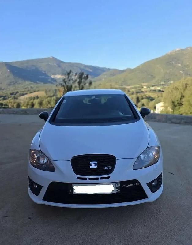 Occasion 2011 Seat Leon CUPRA Berline | 14 000 € - Image 1/4
