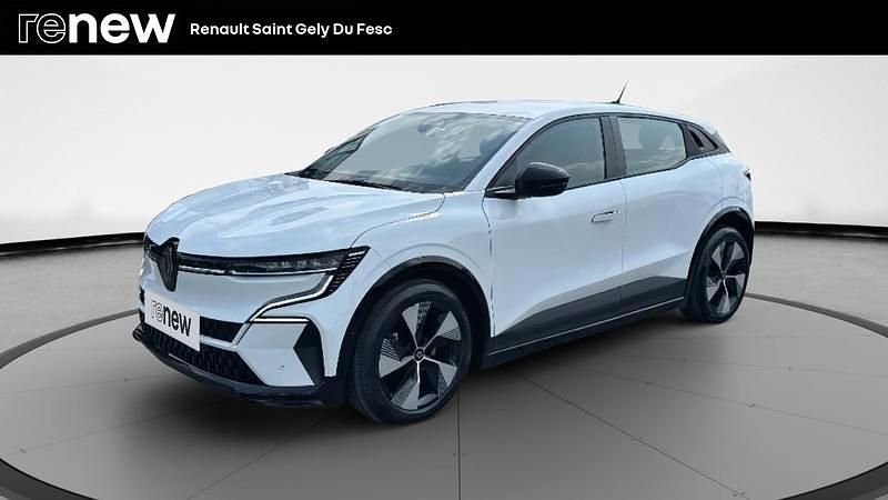 Blanc Occasion 2022 Renault Megane E-Tech Equilibre Berline | 17 390 € - Image 1/4