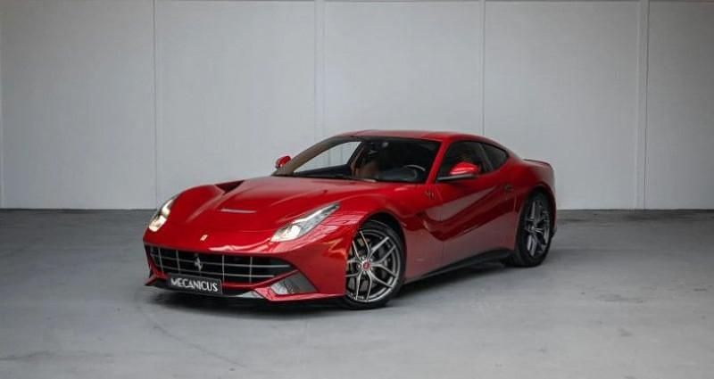 Rouge Utilisé 2013 Ferrari F12 Coupé | 284 900 € - Image 1/4