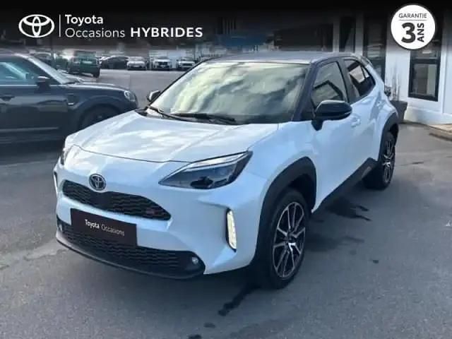 Occasion Toyota Yaris Cross Sport 2022 Blanc lunaire/toit noir SUV