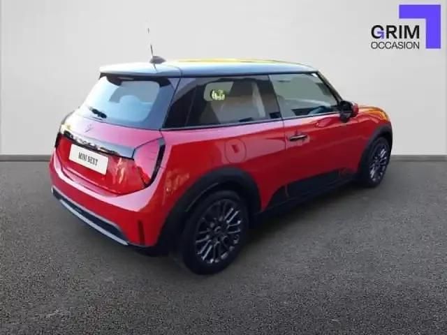 Occasion Mini Cooper Classic 2024 Chili red ii Citadine