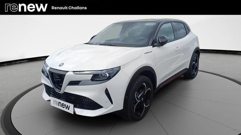Blanc Utilisé 2025 Alfa Romeo GT Junior SUV | 28 990 € - Image 1/4