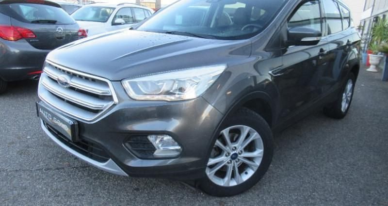Occasion 2017 Ford Kuga Titanium SUV | 9 990 € (Super prix) - Image 1/4
