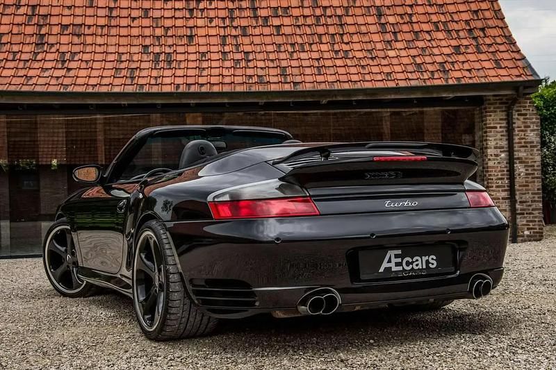 Noir Utilisé 2004 Porsche 996 Cabriolet | 74 950 € - Image 1/4