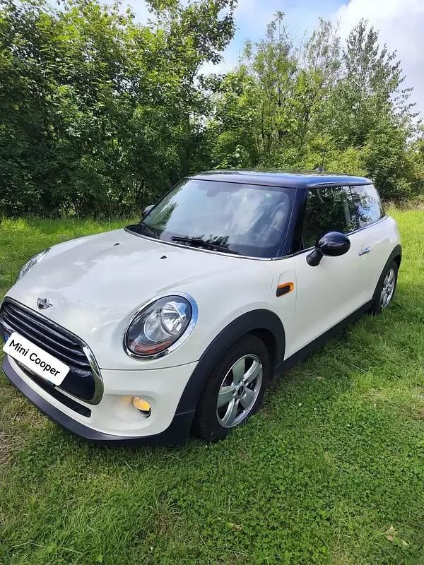 Blanc Utilisé 2015 Mini Cooper Hatch Citadine | 12 750 € (Prix juste) - Image 1/4