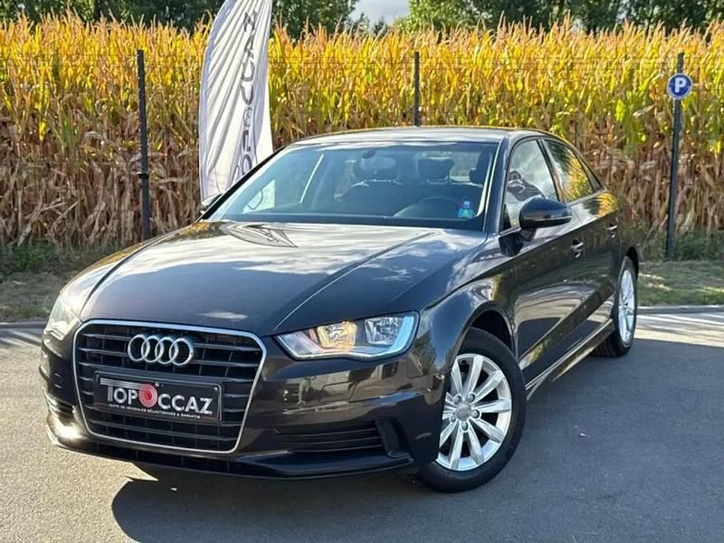 Utilisé 2015 Audi A3 Business Berline | 10 990 € (Prix juste) - Image 1/4