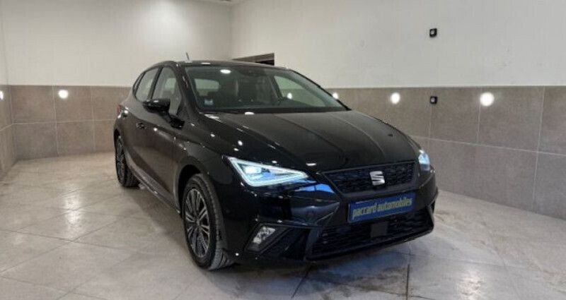 Utilisé 2023 Seat Ibiza Business Citadine | 17 990 € (Prix juste) - Image 1/4