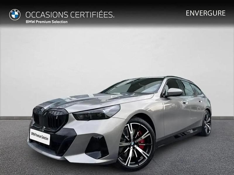 Gris Utilisé 2025 BMW i5 M Sport Berline | 73 890 € (Prix cher) - Image 1/4