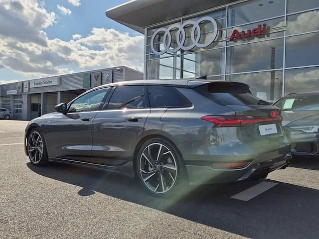 Nouvelle Audi A6 e-tron S-Line 269 kW (367 ch) 2025 Gris daytona nacré Break