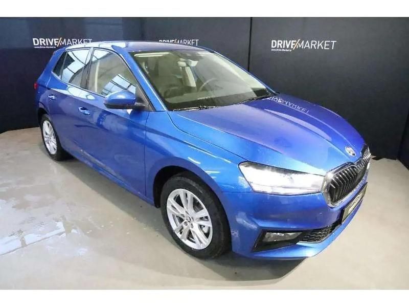 Bleu Utilisé 2024 Skoda Fabia Selection Berline | 24 502 € (Prix juste) - Image 1/4