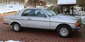 Occasion Mercedes 280 156 ch (114 kW) 1977 Argent Coupé