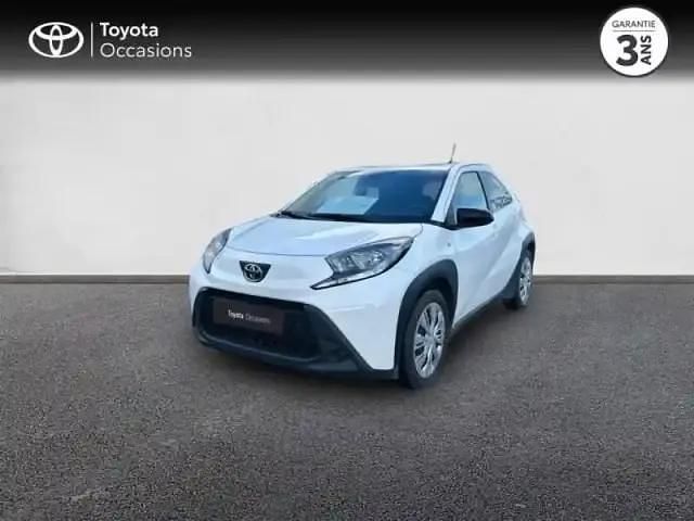 Blanc Utilisé 2022 Toyota Aygo X SUV | 15 990 € - Image 1/4