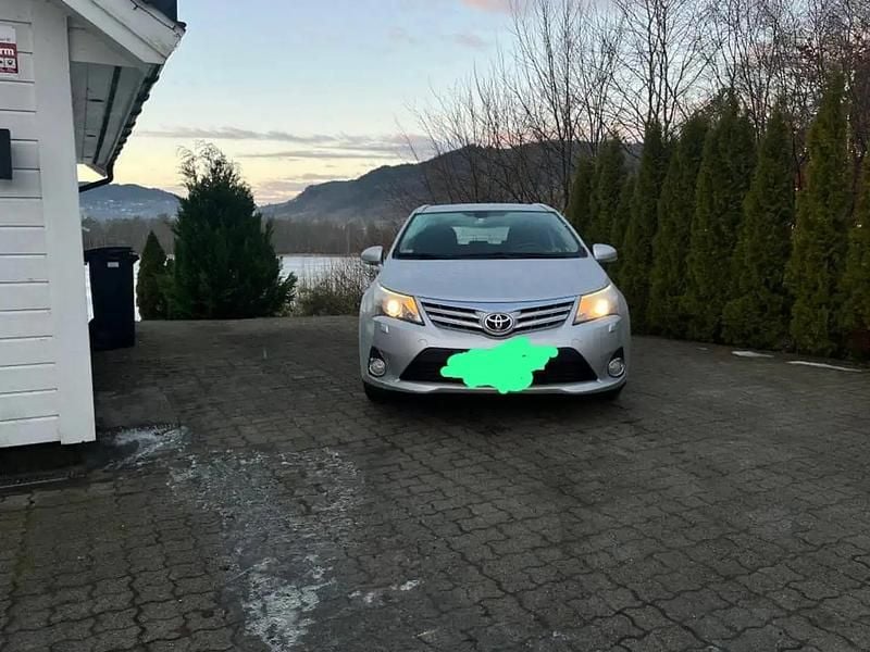 Occasion 2012 Toyota Avensis Berline | 12 856 € - Image 1/4