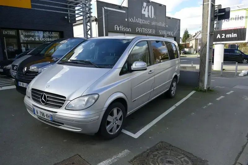 Image 2/4
