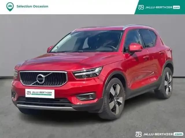 Rouge fusion Utilisé 2019 Volvo XC40 Momentum SUV | 22 989 € - Image 1/4