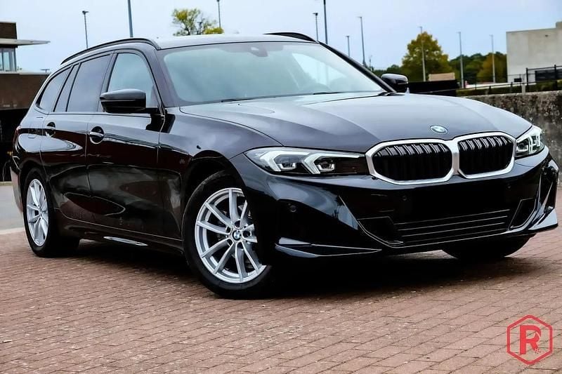 Noir Utilisé 2023 BMW 318 Break | 32 450 € (Prix juste) - Image 1/4