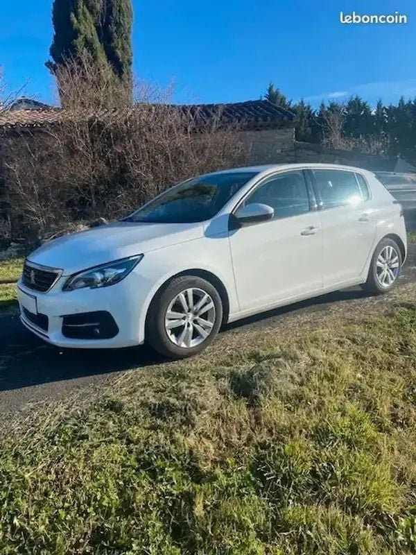 Blanc Utilisé 2020 Peugeot 308 Business-Line Berline | 12 200 € (Bon prix) - Image 1/4