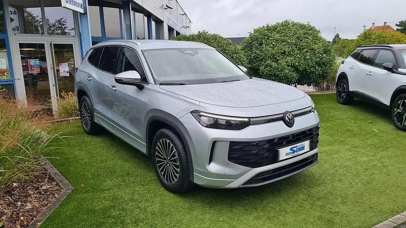 Gris Nouvelle 2025 VW Tayron Life SUV | 42 800 € (Super prix) - Image 1/4