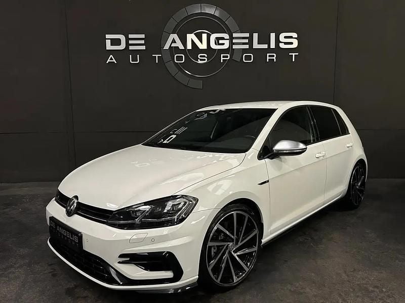 Blanc Occasion 2018 VW Golf Berline | 25 990 € - Image 1/4