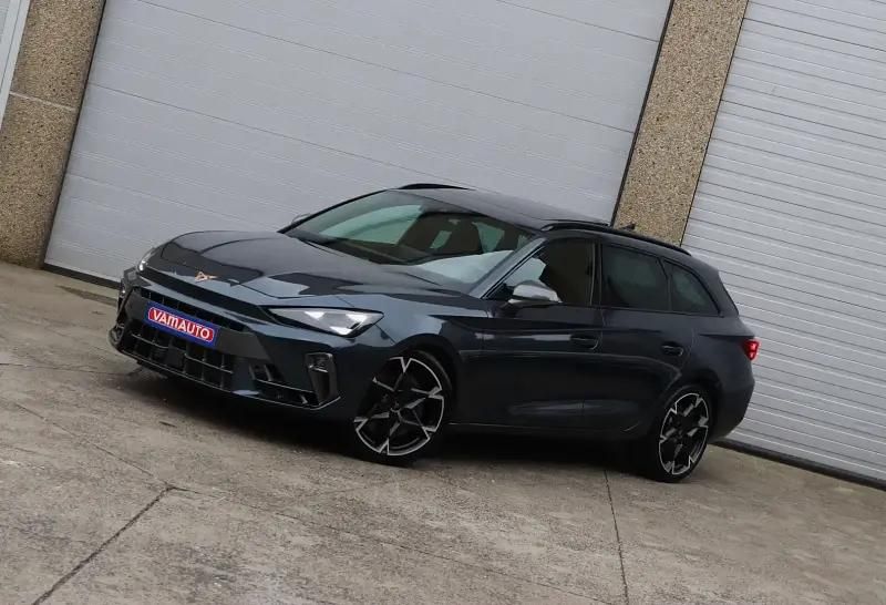 Gris Utilisé 2025 Cupra Leon VZ Break | 40 950 € (Prix cher) - Image 1/4