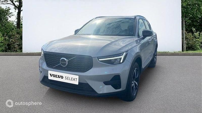 Gris Utilisé 2024 Volvo XC40 Plus SUV | 36 499 € (Super prix) - Image 1/4