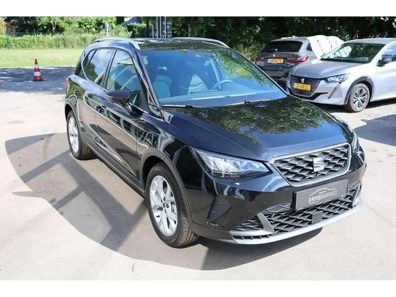 Noir Utilisé 2023 Seat Arona FR SUV | 18 348 € (Bon prix) - Image 1/4