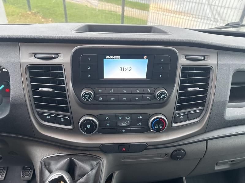 Nouvelle Ford Transit Trend 130 ch (95 kW) 2025 Blanc glacier Van