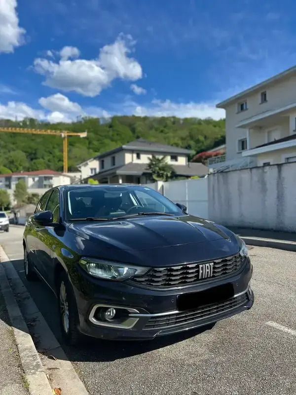 Utilisé 2021 Fiat Tipo Berline | 11 500 € - Image 1/4