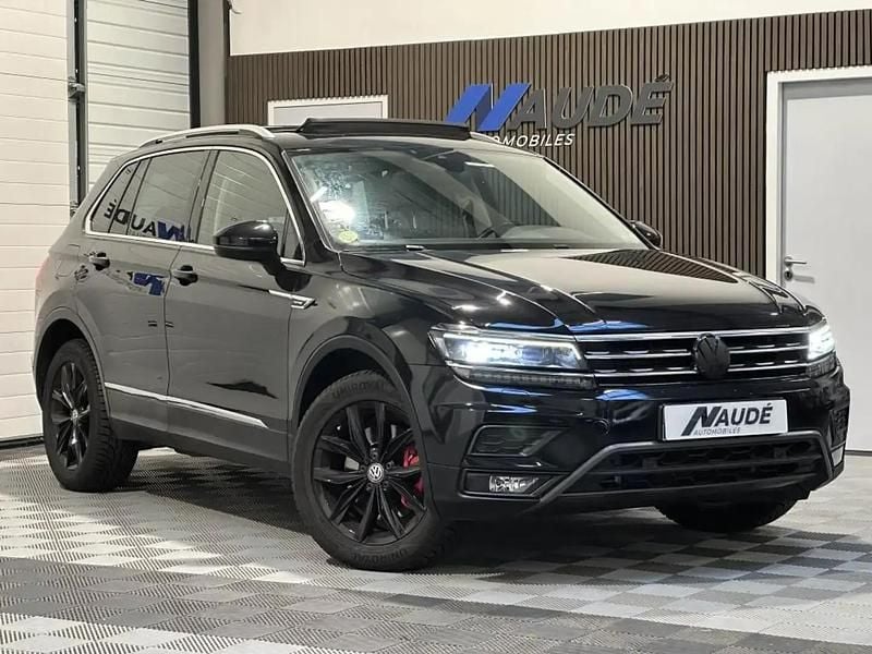 Noir Utilisé 2018 VW Tiguan Exclusive SUV | 23 990 € (Bon prix) - Image 1/4