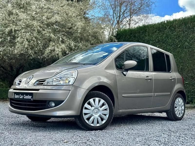 Beige Occasion 2011 Renault Modus Monospace | 5 999 € (Prix juste) - Image 1/4