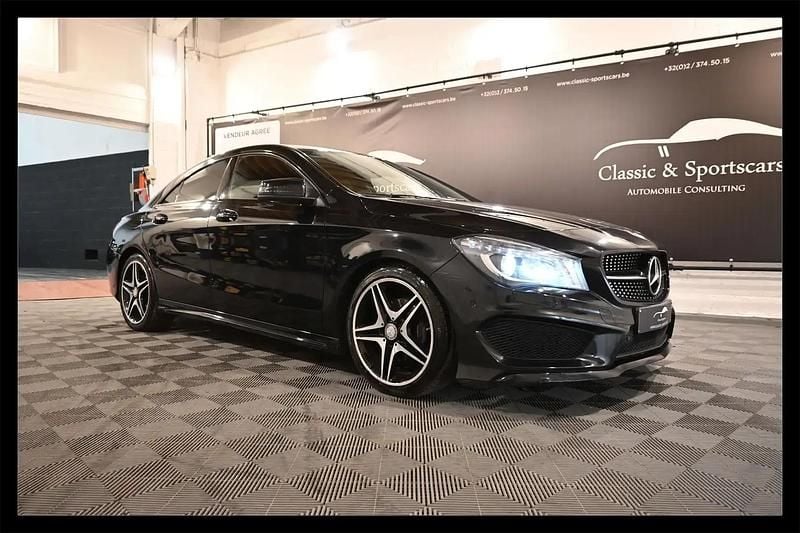 Noir Utilisé 2016 Mercedes CLA180 AMG line Berline | 15 450 € (Super prix) - Image 1/4