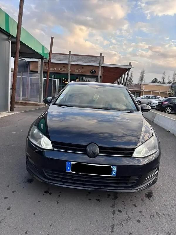Utilisé 2013 VW Golf VII Trendline Berline | 6 000 € (Prix juste) - Image 1/4