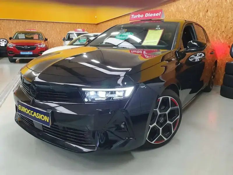Noir Utilisé 2023 Opel Astra Citadine | 25 900 € (Bon prix) - Image 1/4