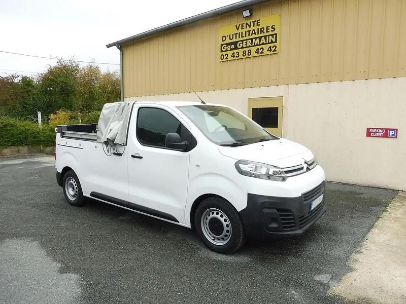 Blanc Utilisé 2025 Citroën Jumpy Monospace | 20 400 € - Image 1/4