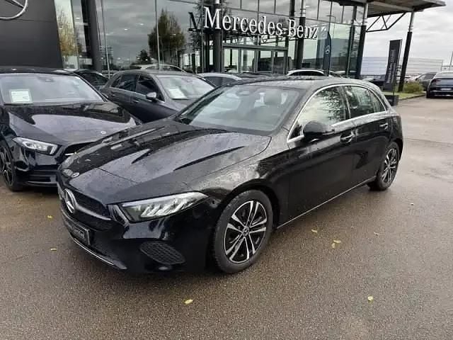 Noir Occasion 2023 Mercedes A180 Berline | 27 990 € (Super prix) - Image 1/4