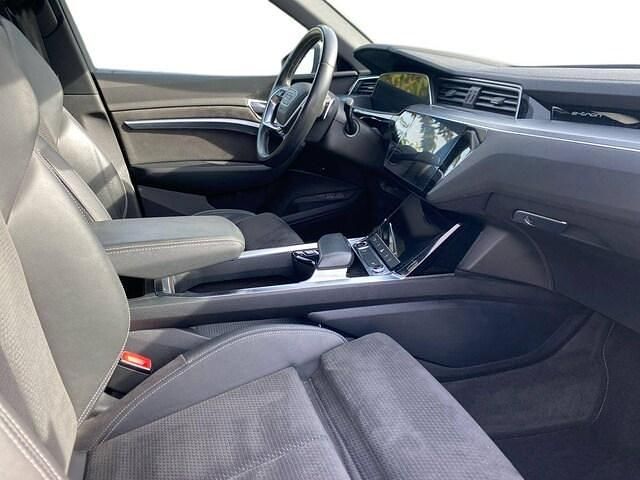 Occasion Audi e-tron Sportback S-Line 300 kW (408 ch) 2021 Beige siam métallisé SUV