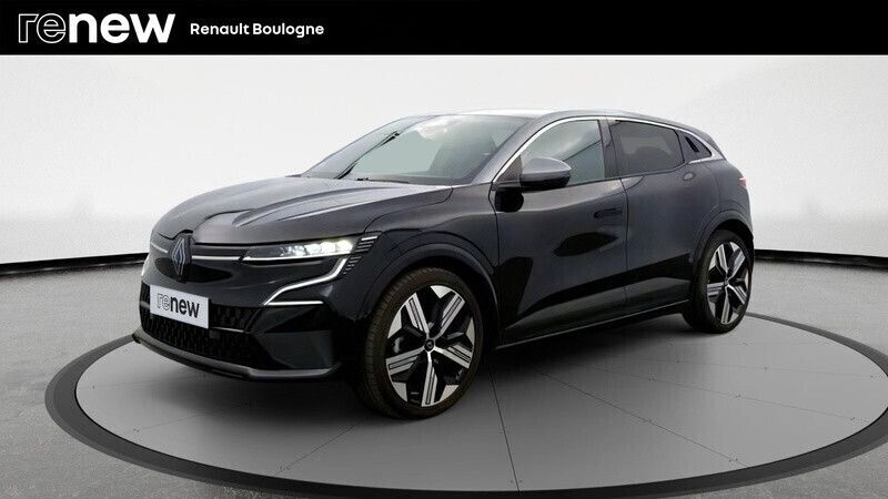 Noir Utilisé 2023 Renault Mégane Iconic Berline | 29 990 € (Prix juste) - Image 1/4