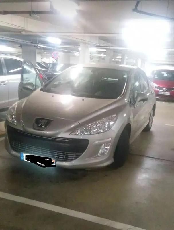 Occasion 2008 Peugeot 308 Premium Berline | 2 800 € (Prix juste) - Image 1/2