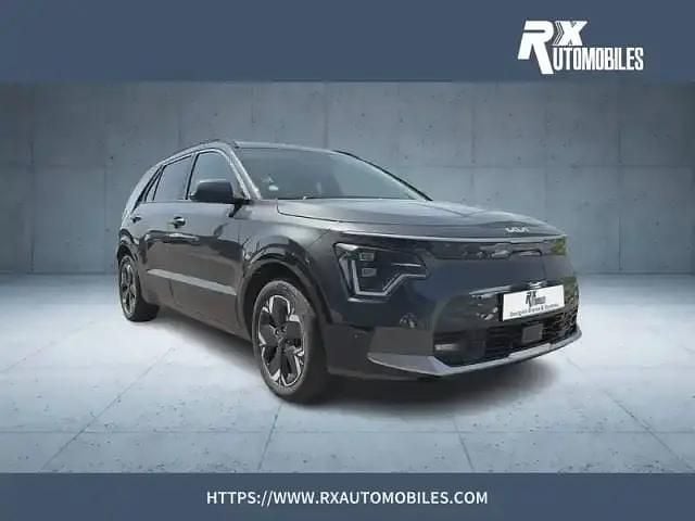 Gris Utilisé 2023 Kia e-Niro 2 SUV | 25 900 € (Prix juste) - Image 1/4