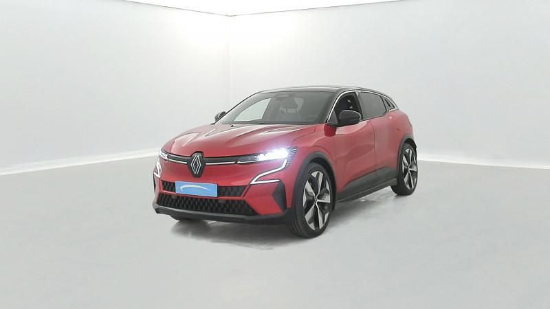 Utilisé 2022 Renault Mégane Techno Berline | 20 490 € (Prix juste) - Image 1/4