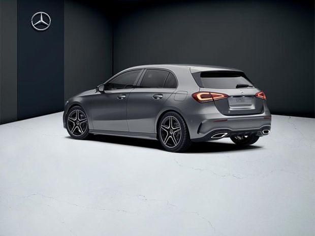 Occasion Mercedes A180 AMG line 136 ch (100 kW) 2022 Gris Berline