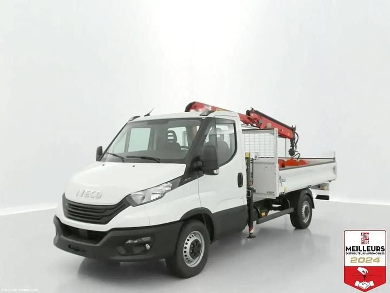 Blanc Nouvelle 2025 Iveco Daily Van | 87 703 € - Image 1/4