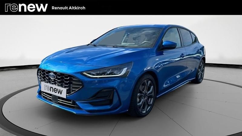 Bleu Utilisé 2022 Ford Focus ST-Line Berline | 19 900 € (Prix juste) - Image 1/4