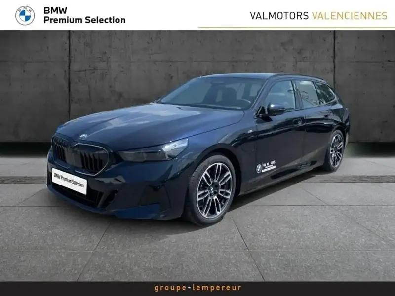 Noir Utilisé 2025 BMW 530 M Sport Break | 87 990 € - Image 1/4